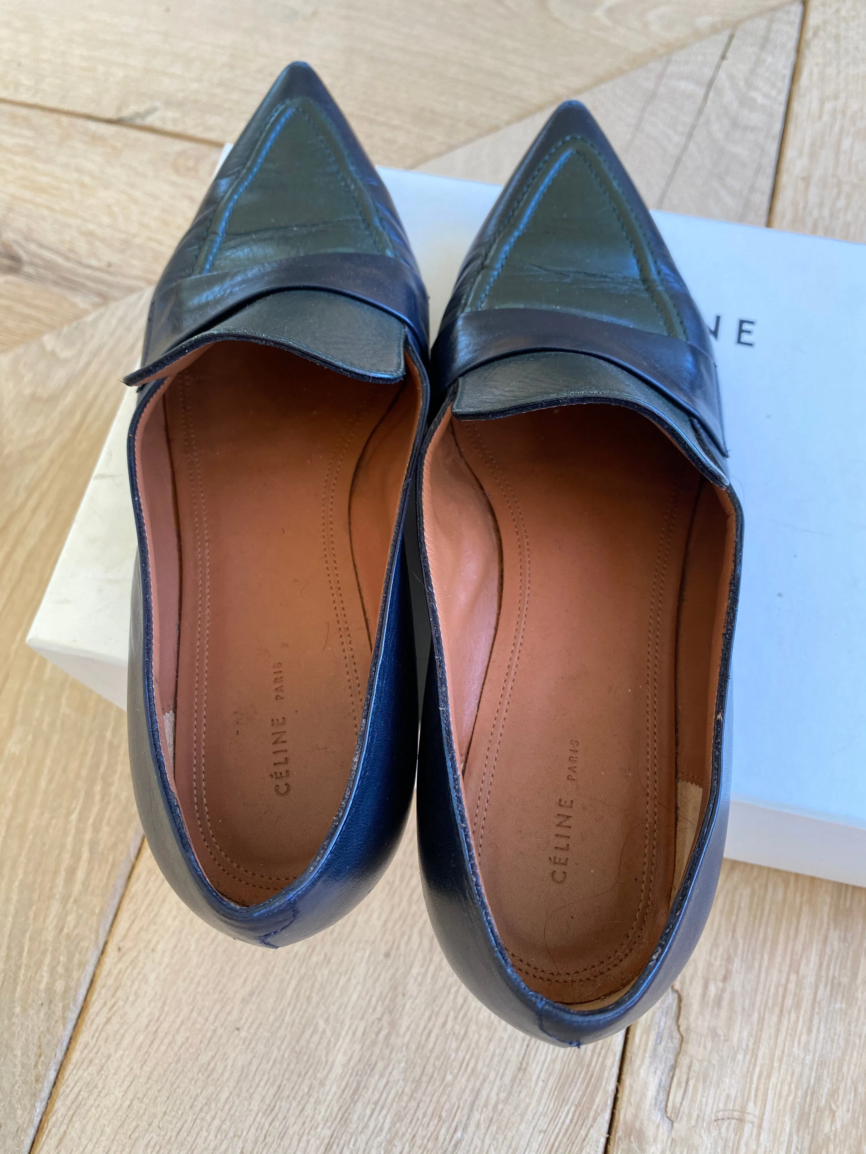 CÉLINE leather loafers